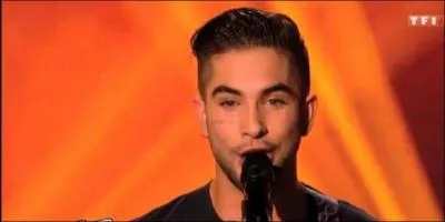 Kendji chante :