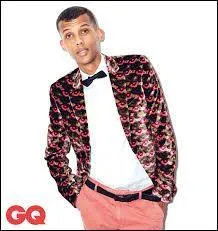 Qui chante "Papaoutai" ?