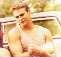 Comment s'appelle sa sur ?