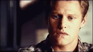 Citez toutes ses petites amies.