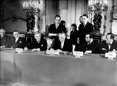 Lors de sa création en 1957, combien de membres la CEE (Communauté Économique Européenne) comptait-elle ?