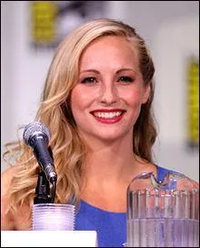 Quel est le vrai nom de Caroline Forbes ?