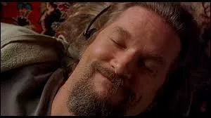 Que drobe le Dude lorsqu'il part de chez Mr Lebowski ?