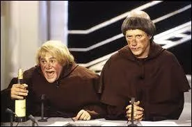 Ce sketch mémorable fut diffusé dans "Nulle part ailleurs", l'émission mythique de Canal+. Qui sont ces deux compères grimés en moines bien alcoolisés ?