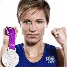 Céline Dumerc est une joueuse internationale de basket-ball française.