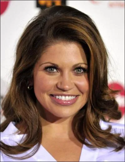 Dans Le monde de Riley, quelle actrice joue le rôle de la mère de Riley ?