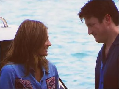 Lors du premier week-end romantique de Castle et Beckett dans les Hamptons, comment Ryan et Espo devinent-ils qu'ils sont ensemble ?