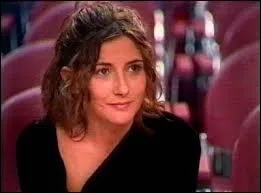 Qui est professeur de chant dans la saison 2 ?