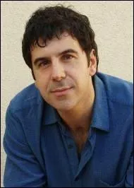 Qui est professeur d'art dramatique ?