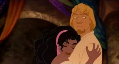 Au départ comment sont les relations entre Esmeralda et Phoebus ?