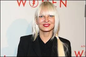 De quel pays est originaire la chanteuse Sia ?