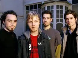 Quel groupe français absent depuis une dizaine d'années a fait son grand retour en 2014 ?