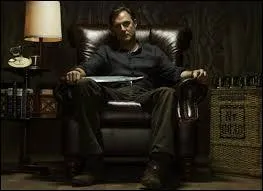 Comment se fait-il appeler ?