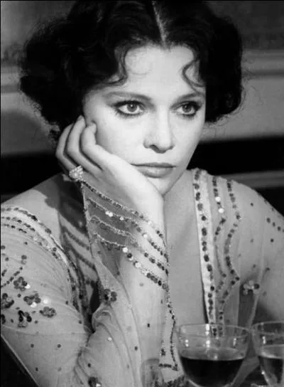 Une "Vénus en fourrure", un "Sexe fou" et "Ma femme est un violon" : cherchez l'artiste !