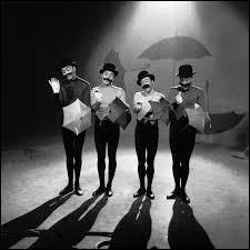 "Les Frères Jacques" est un célèbre quatuor d'artistes français, spécialistes du chant et du mime. Durant quelle période cette bande de gais lurons a-t-elle été active ?
