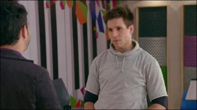 Si Alex arrive à passer les examens d'entrée, de quoi aura-t-il vraiment besoin pour rentrer au studio ?