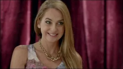 Dans l'épisode 4, German est charmé par Priscilla, la mère de Ludmilla. Après avoir réglé le conflit entre leurs filles, German invite Priscilla à