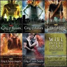 Combien y a-t-il de livres dans "The Mortal Instruments" ?