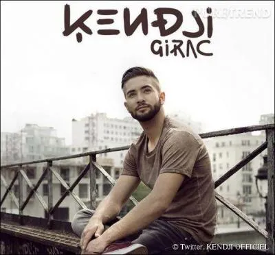 Quelle est sa première chanson ?