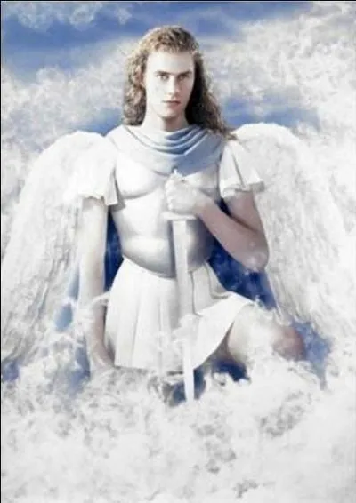 Quels sont ces anges ? Placés au-dessus du trône du Créateur, et non pas à côté, ils sont présentés comme ayant 6 ailes, glorifiant leur maître constamment.