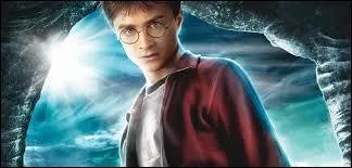 Avec quelle arme Harry tue-t-il le Basilic ?