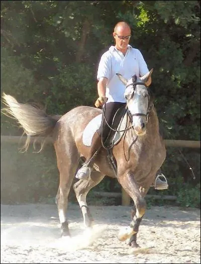 Quelle est la figure de manège sur l'image ? (indice : c'est une figure sur deux pistes)