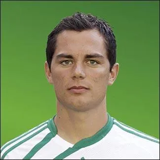 231 matchs avec Wolfsburg. Qui est-ce ?