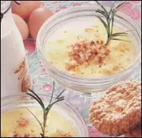 Nicoldy et Mia attendaient le dessert. C'est Ned qui va nous servir un chaudeau, Phil05 lui demande ce que c'est ?