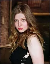 Dans quelle série apparaît Tara Maclay ?