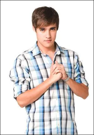 Qui est León dans la saison 1 ?