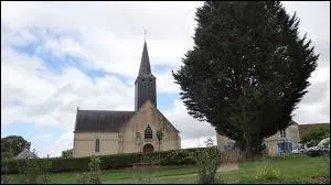 Voici l'église Saint-Marie, dans la commune Sarthoise de Louzes. Elle se situe en région ...