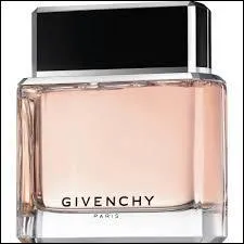 D'après la photo, comment se nomme ce parfum de Givenchy ?