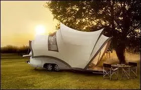 Et pour finir, de quel monument s'est inspiré Axel Enthoven pour créer cette caravane de luxe ?