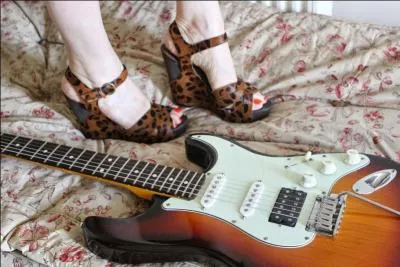 Qui chantait "Paulette, tu es la reine des paupiettes" ?