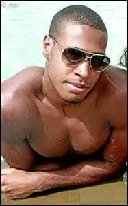 Comment s'appelle cet homme né à Liège ?