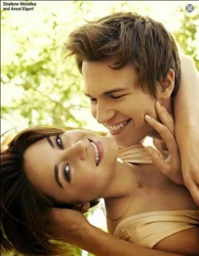 C'est dans ce groupe qu'Hazel rencontre un jeune homme, appelé Augustus, qui est-il venu soutenir dans le groupe ?