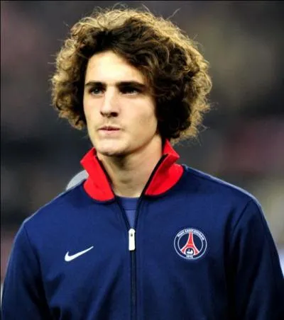 De quelle nationalité est Adrien Rabiot ?