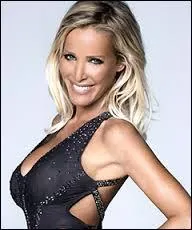 Elle est chanteuse :