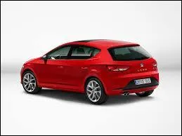 Quel est le modèle et la marque de cette voiture ?