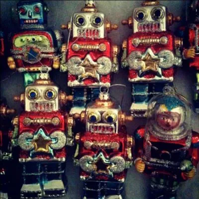 Pour un sapin qui roule des mécaniques, voici la boule de Noël... ?