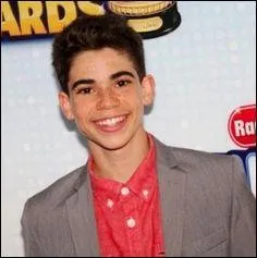 Qui est-ce ? (Luke de "Jessie")