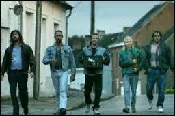 Sur l'image ci-contre, les mâles de la famille Strobbe. Ces gaillards plutôt rustres et surtout accros à l'alcool sont les personnages principaux d'un film belge sorti en 2009. Quel est le titre de ce long-métrage ?