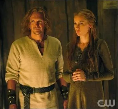 Comment s'appellent les parents des Originels, excepté Niklaus ?