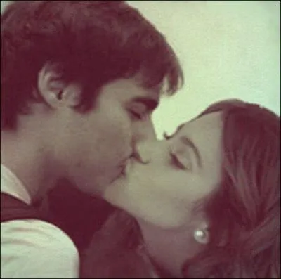 Violetta et Leon vont s'embrasser lors de l'enregistrement de 'Descubrí' ?