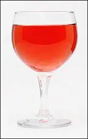 Mélange de Bourgogne aligoté et de crème de cassis créé par un chanoine.