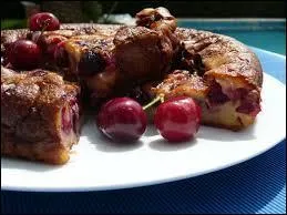 Dessert à base de pâte à clafoutis et de cerises.