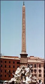 Dans quelle ville se trouve la ' fontaine des quatre fleuves ' du Bernin