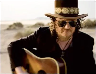 Passionné de blues américain, Adelmo Fornaciari (né en Émilie-Romagne) est connu dans le monde entier :