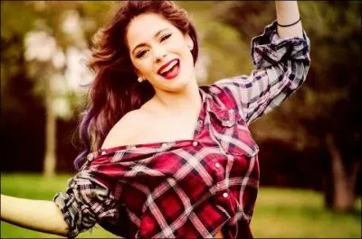 Avec qui Tini sort-elle ?