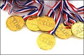 Février - Les Jeux Olympiques de Sotchi (Russie). La France établit son nouveau record de médailles aux Jeux Olympiques d'hiver, elle en a obtenu :